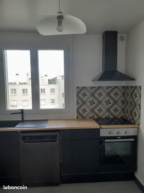 Appartement 4 pièces 62 m² · à Saint-Étienne · 62 m² · 690 €