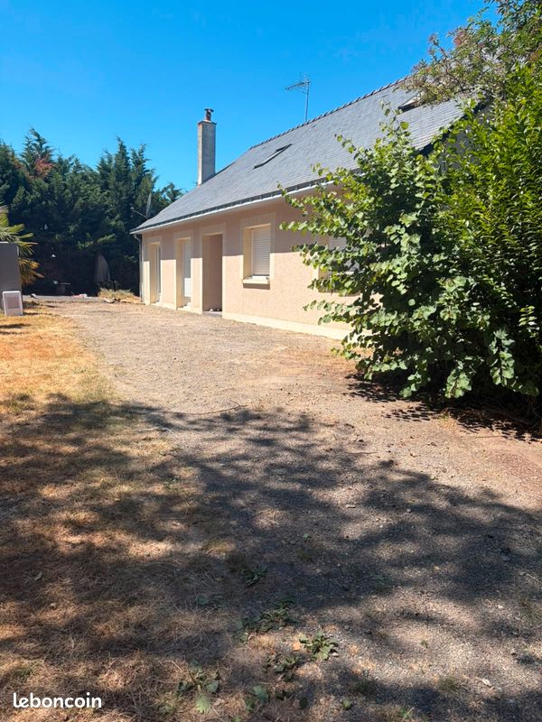 Maison 8 pièces 172 m² · à Corzé · 172 m² · 342 000 €