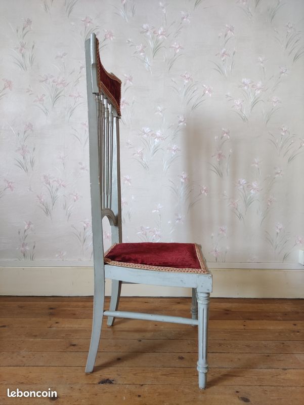 Chaise en velours bordeaux (image 3)