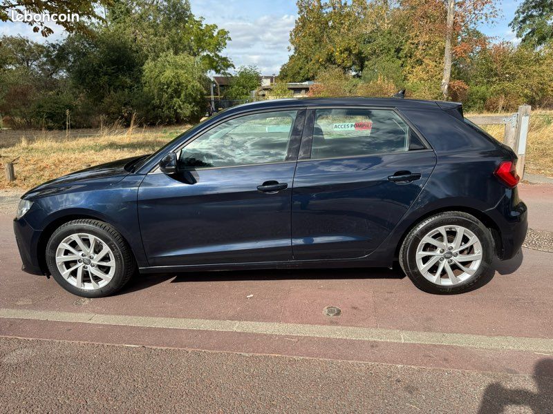 AUDI A1 SPORTBACK 30 tfsi - 2019 - 100 090km - BVA - CarPlay - GARANTIE 6 MOIS - Historique complet - État neuf - En stock et disponible (image 3)