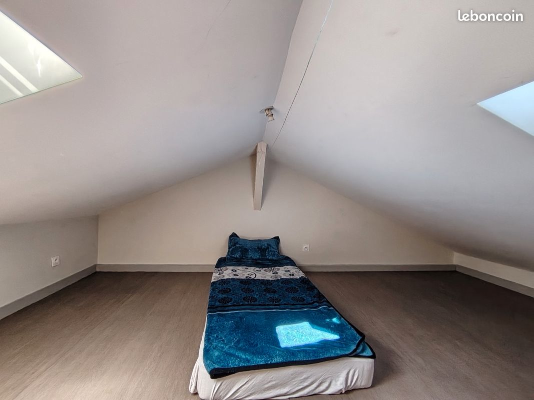 Appartement 3 pièces 75 m² · à Lyon · 75 m² · 400 €/mois