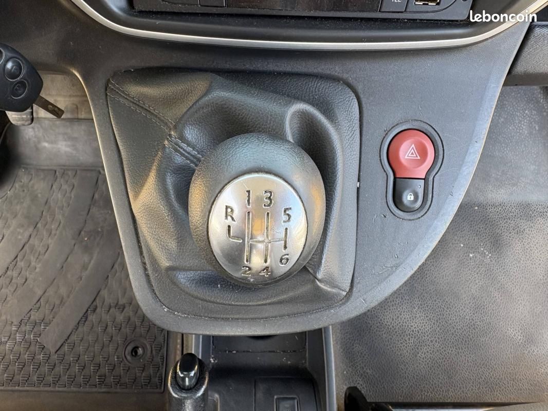 Renault Kangoo Express Blue DCI 80 Confort (image 14)