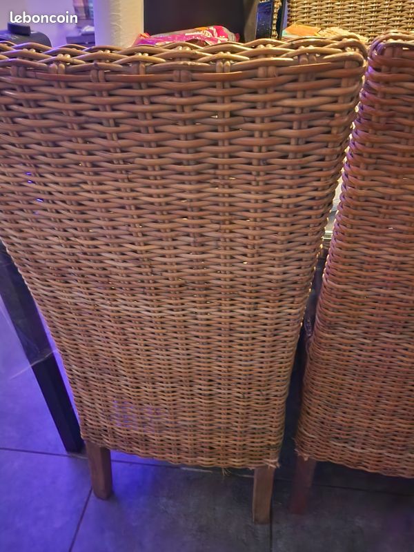 Table chaises (image 2)