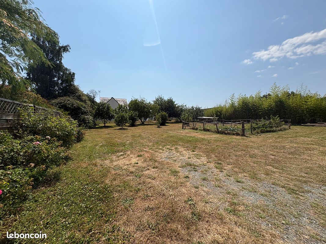 Terrain 953 m² · à Pont-l'Abbé · 953 m² · 108 000 €