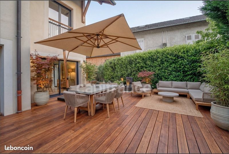 Appartement 4 pièces 154 m² · à Prévessin-Moëns · 154 m² · 799 000 €