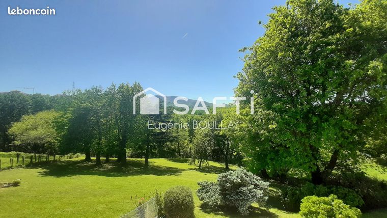 Maison 7 pièces 190 m²