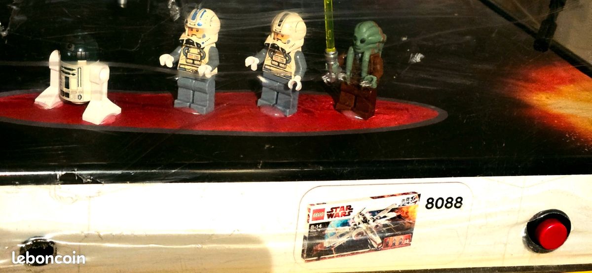 Diorama LEGO Star Wars 8086 et 8088 Collection
