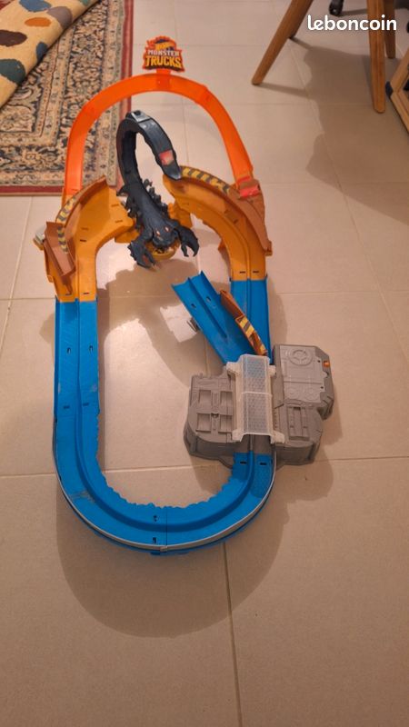 Circuit Hotwheels Scorpion (image 1)