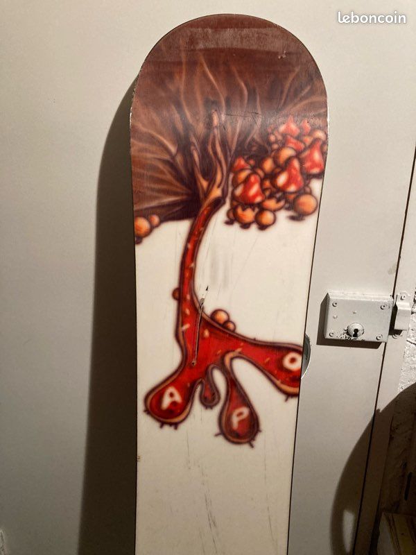 Snowboard (image 4)