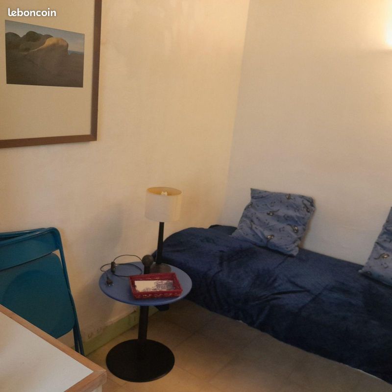 Appartement 1 pièce 14 m² · à Paris · 14 m² · 610 €/mois