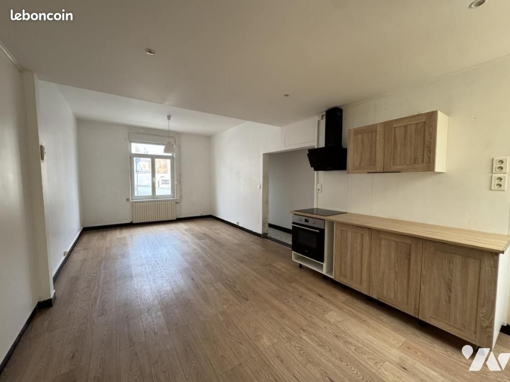 Maison 3 pièces 81 m² · à Saint-Quentin · 81 m² · 64 300 €