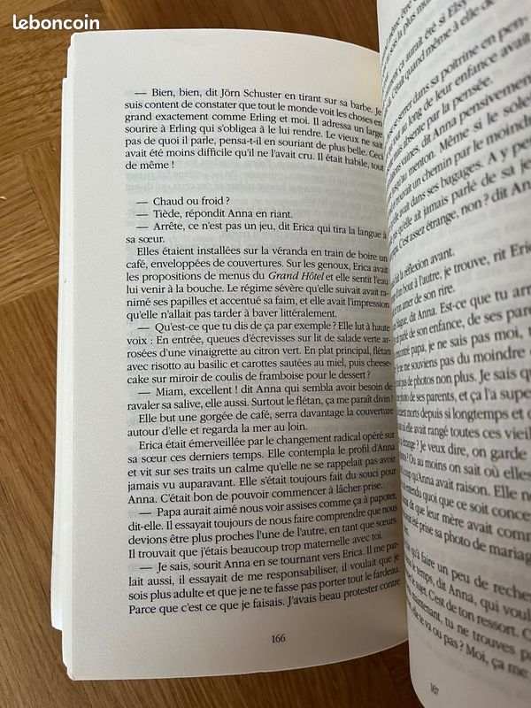 Livre ''L'Oiseau de mauvais augure'', Camilla Läckberg 2006 (image 8)