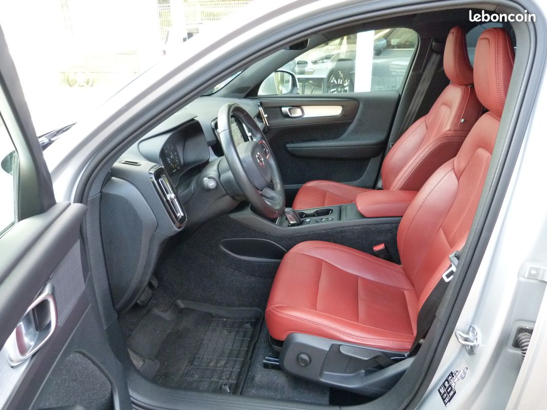 VOLVO XC 40 150 ch INSCRIPTION (image 3)