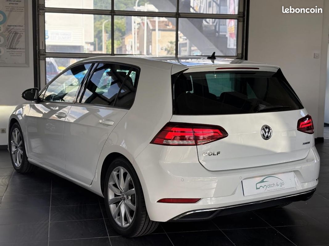 Volkswagen golf 1.5tsi 130ch - connect evo - dsg7 - carplay - digital (image 4)