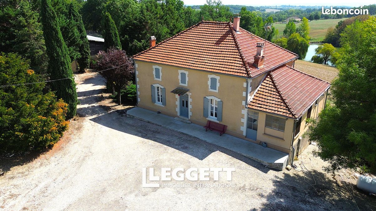 Maison 5 pièces 130 m² · à Saint-Pastour · 130 m² · 636 000 €