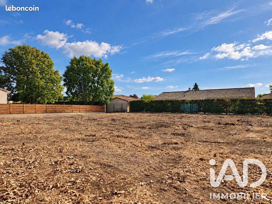 Terrain 897 m² · à Tournefeuille · 897 m² · 340 000 €