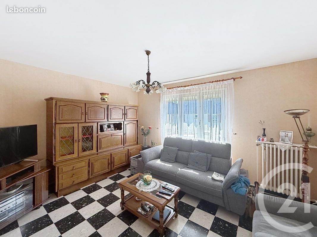 Maison 4 pièces 101 m² · à Noyal-sur-Vilaine · 101 m² · 244 999 €