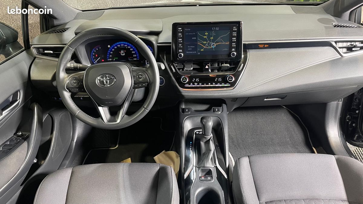 TOYOTA COROLLA HYBRIDE 122h DYNAMIC BUSINESS (image 3)