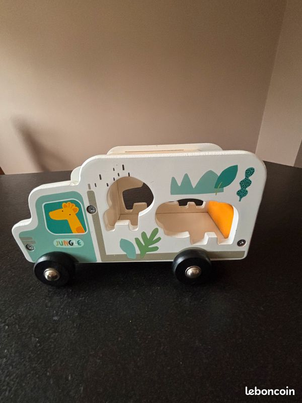 Camion d'encastrement en bois Vert Baudet (image 4)