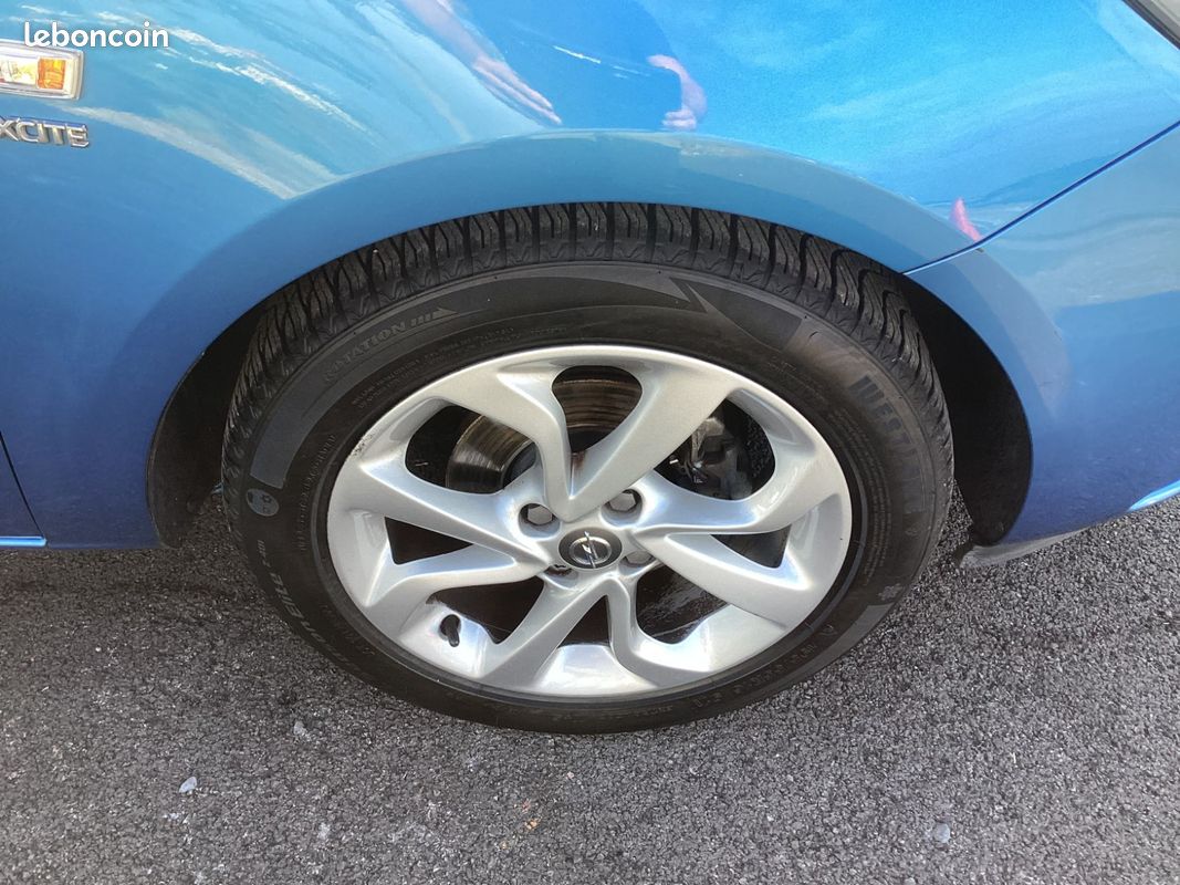 Opel CORSA E Opel Corsa E 1.4i 90cv (image 25)