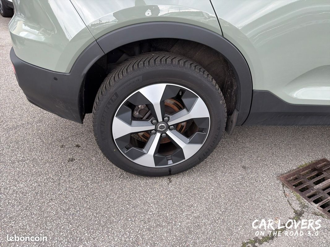 VOLVO XC40 B3 163 ch DCT7 Ultra (image 9)