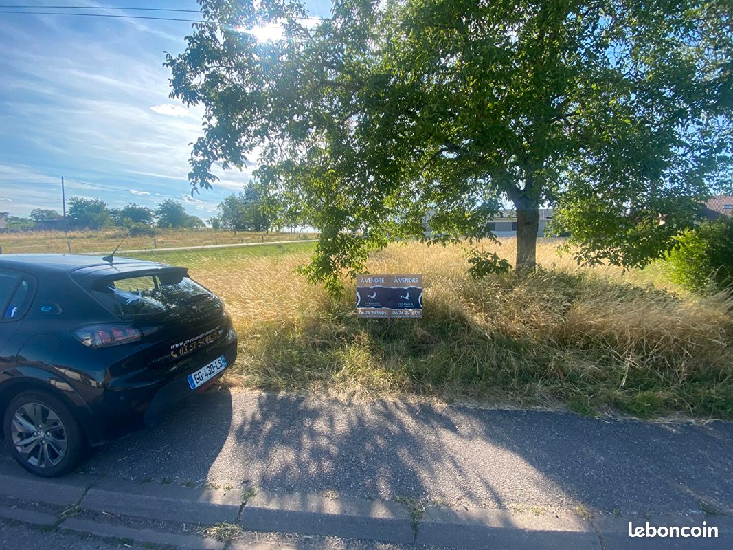 Terrain 800 m² · à Vitrimont · 800 m² · 75 000 €
