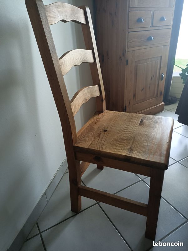 2 chaises bois massif (image 1)
