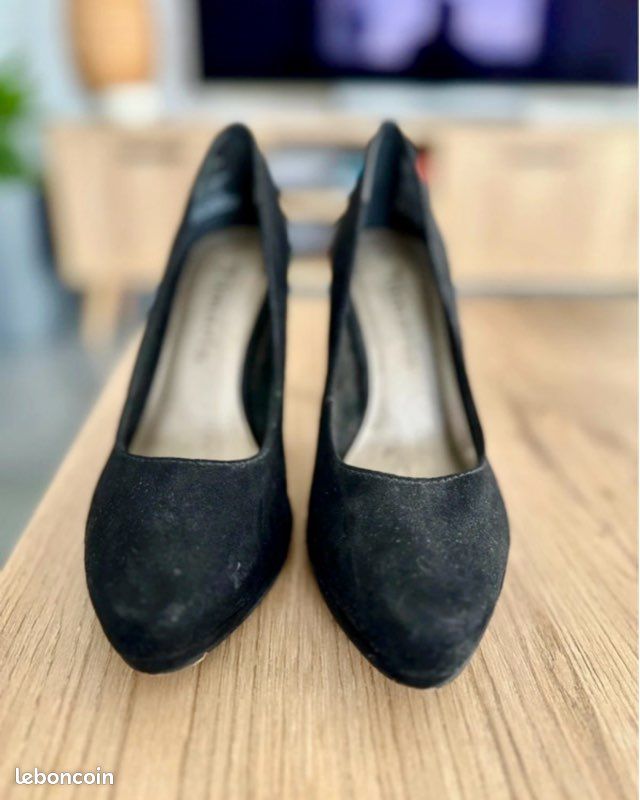 Escarpins Femme Tamaris Cuir Véritable Noir - Taille 37, Talon Haut 7 Cm, Allemagne