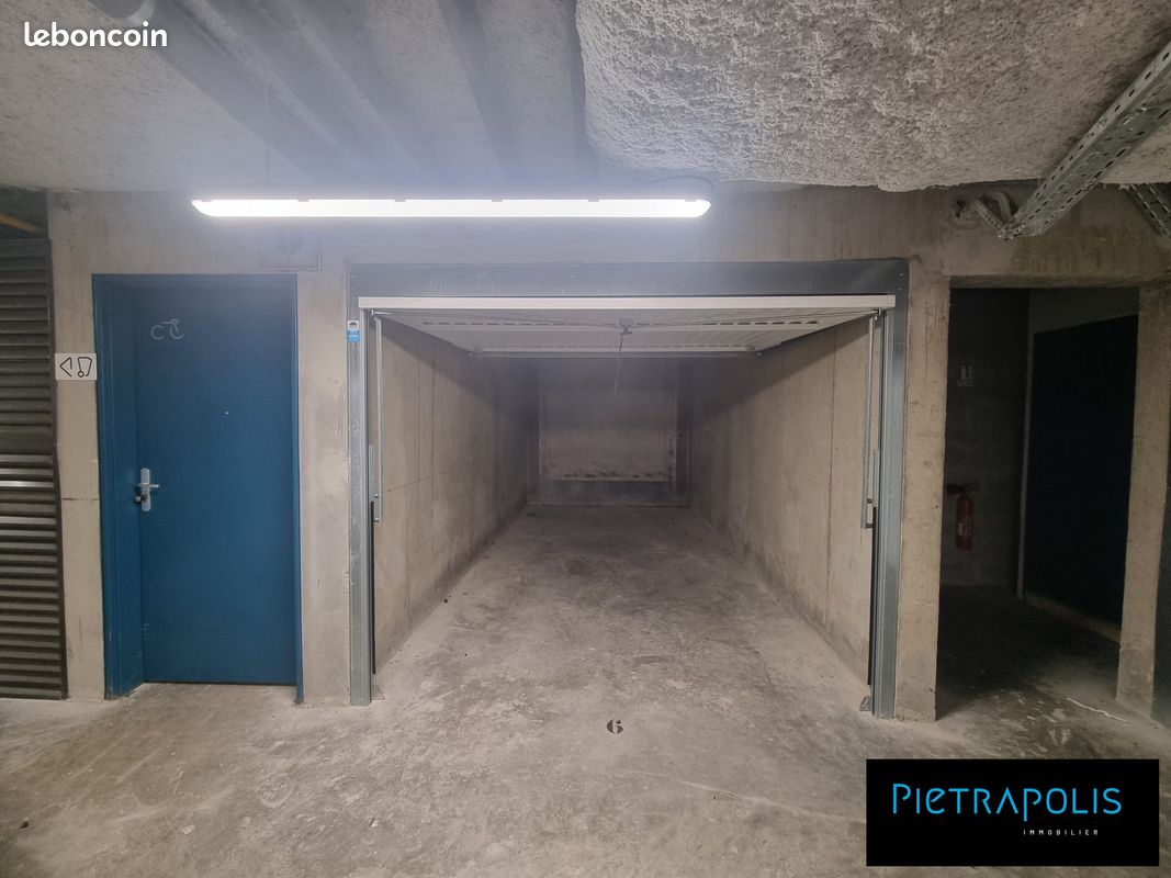 Parking 14 m² · à Lyon · 14 m² · 27 500 €
