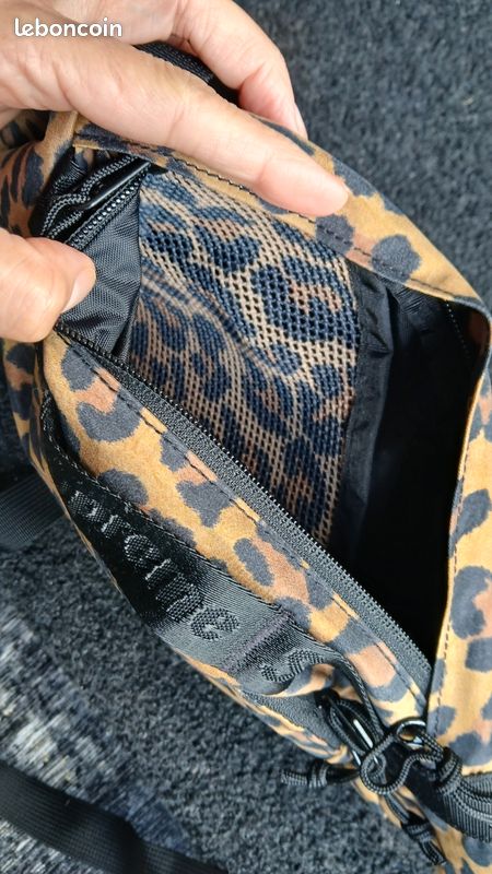 Sac sling bag Supreme (image 3)
