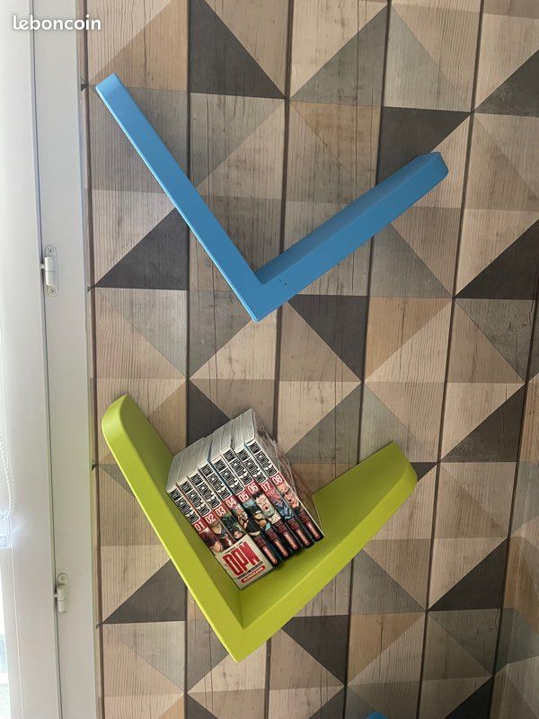 Étagères virgules IKEA (image 1)