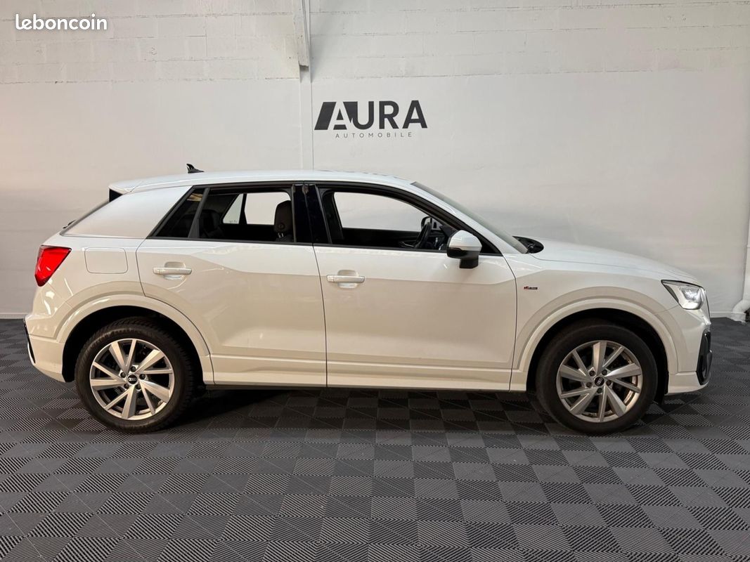AUDI Q2 35 TFSI S line CARPLAY / CAMÉRA / ANGL. MORT ... (image 13)