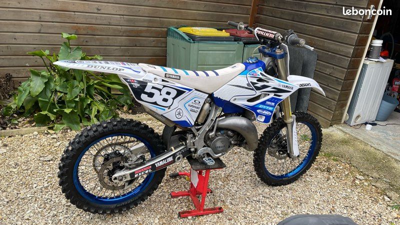 Yamaha 125 yz 2006 Motos