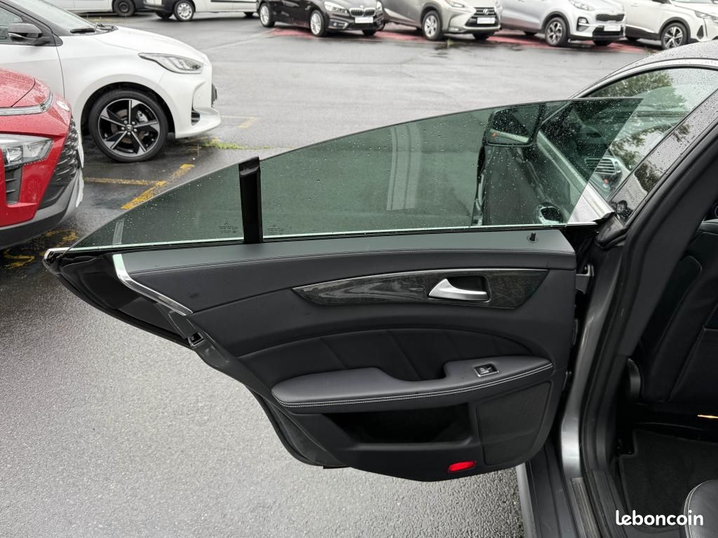 MERCEDES CLS 350 d - BVA 9G-Tronic Plus Sportline 4-Matic - BVA GPS + TOIT OUVRANT + CAMERA AR (image 33)