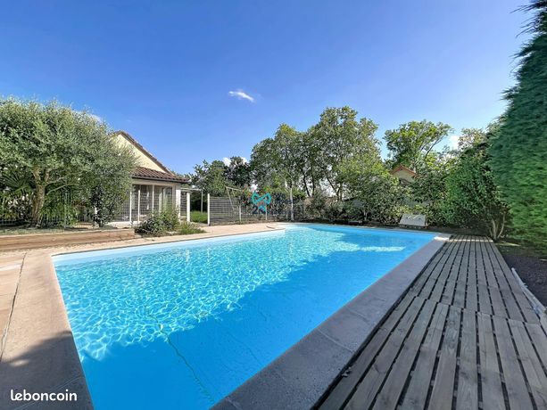 Maison 9 pièces 259 m²