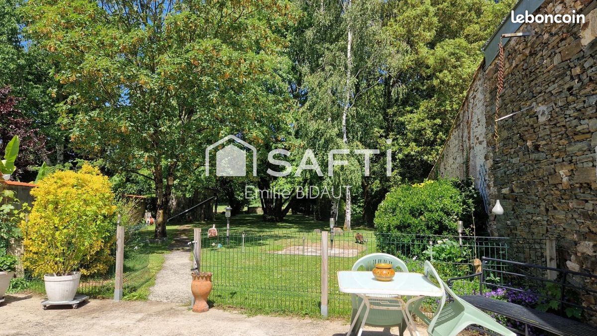 Maison 5 pièces 117 m² · à Montaigu-Vendée · 117 m² · 220 000 €