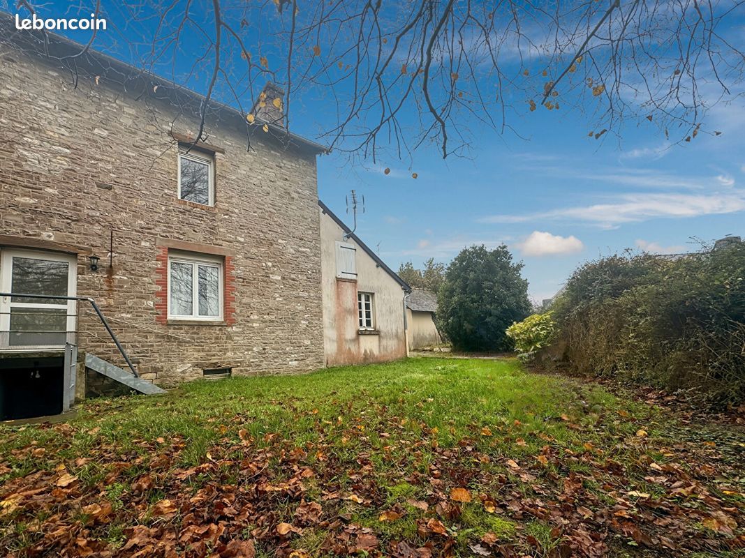 Maison 3 pièces 74 m² · à Bourg-des-Comptes · 74 m² · 155 995 €