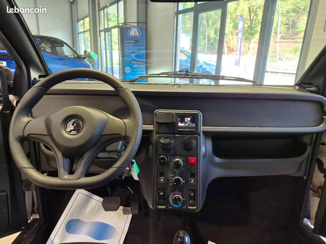 AIXAM EASY CHIC DISPO 48h - VOITURE SANS PERMIS (image 4)