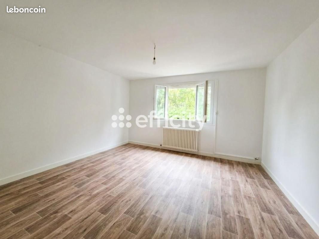 Maison 3 pièces 104 m² · à Astaffort · 104 m² · 144 500 €