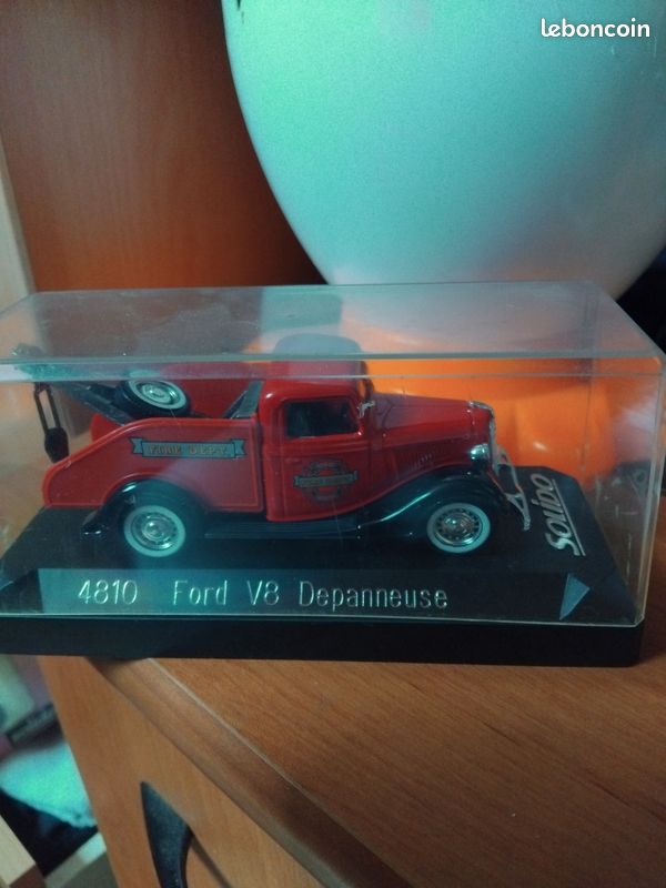 FORD V8 DEPANNEUSE 1934 ELIGOR 1087 1:43 de reference 1087
