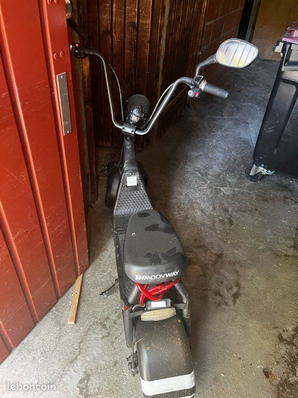 Scooter electrique Timooway noir - état correct (image 1)