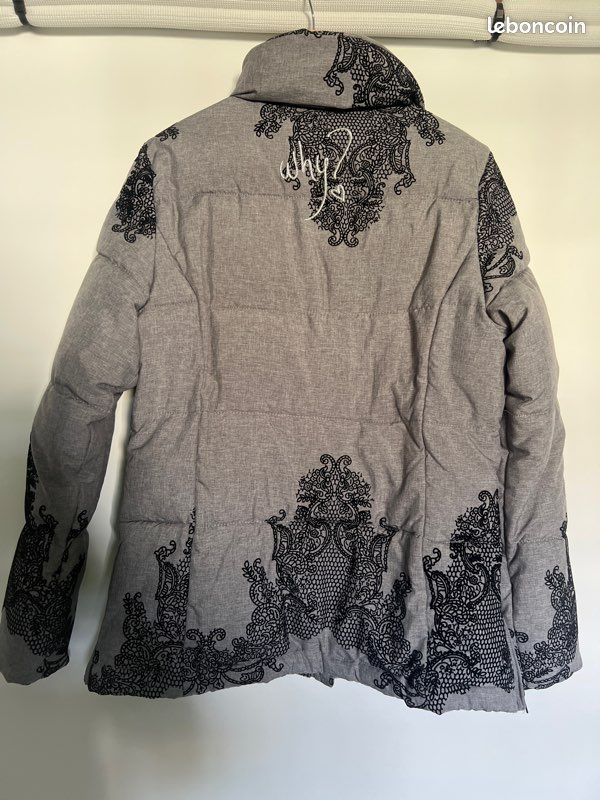 Doudoune Desigual, taille 44 (image 2)