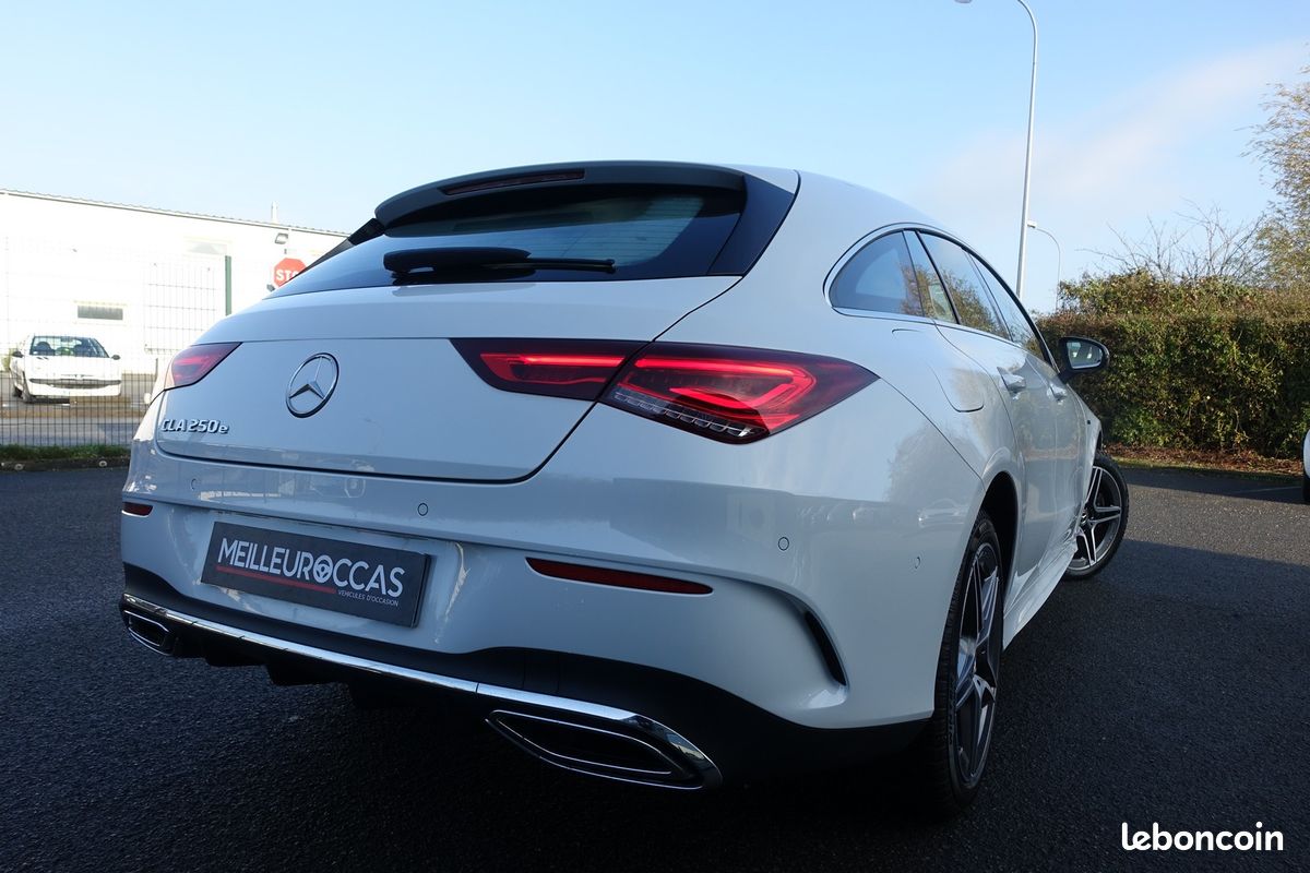 Cla Shooting Brake 250e Hybride Rechargeable EQ-Power AMG 8G-Dct Cuir sport chauffant/Grand Gps/Full LED/Caméra/Pack ambiance/1*Main/Garantie 12 mois (image 15)