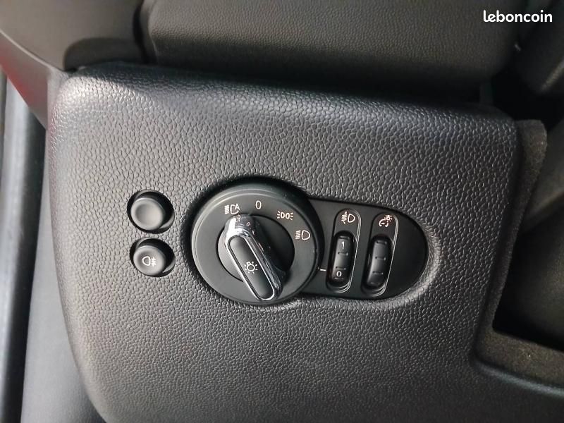 Mini Mini 5 Portes Cooper 136ch Edition Premium BVA7 (image 10)