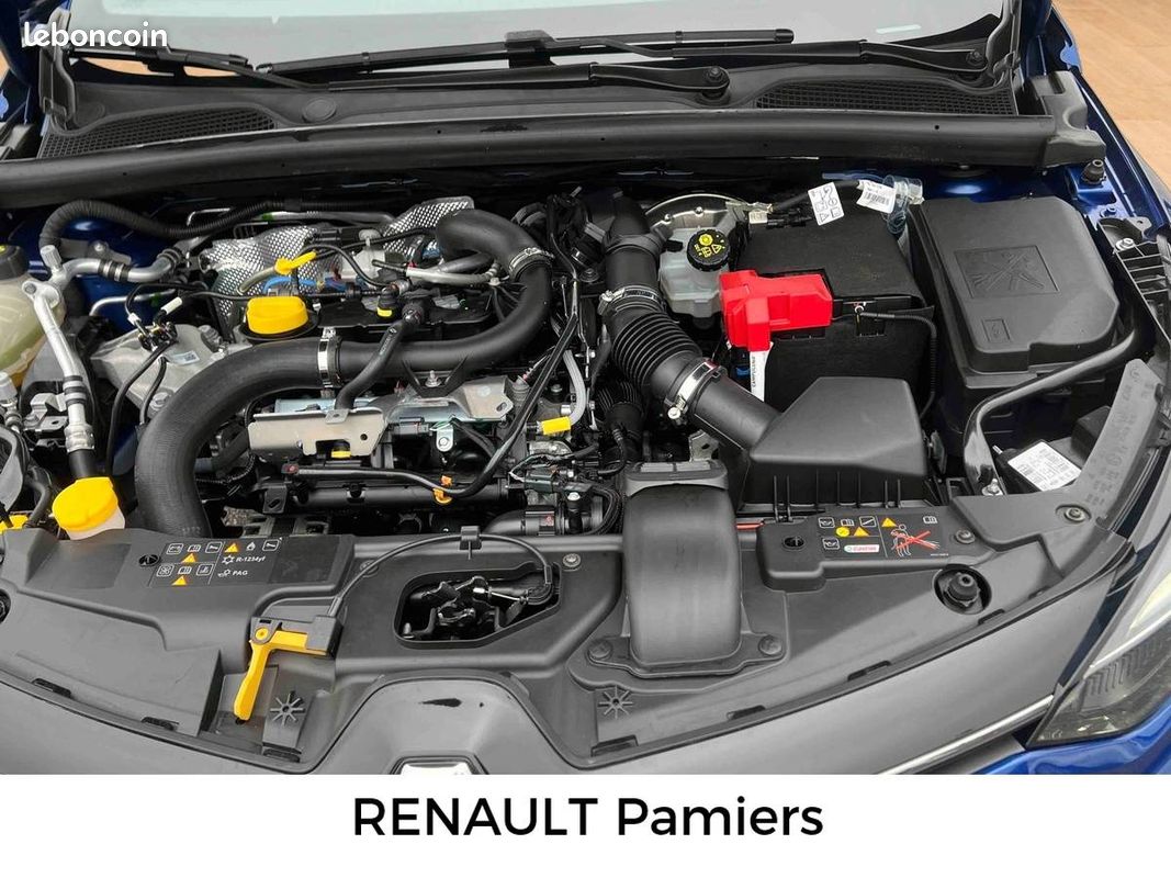 RENAULT Clio TCe 90 Techno (image 10)