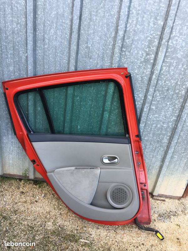 Porte Arrière Gauche Renault Clio 3 Phase 1 - Occasion En Bon état - Garantie 12 Mois