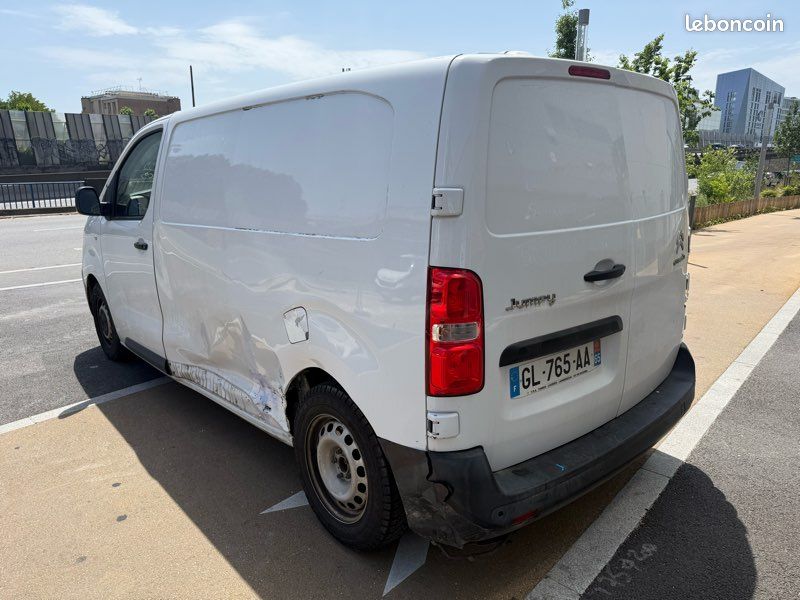 Citroen Jumpy (image 2)