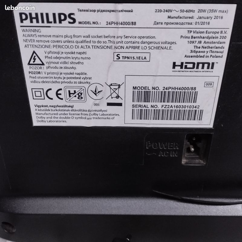 Tv Philips sur support mural orientable (image 5)