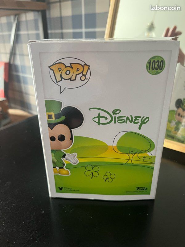 Funko Pop Mickey mouse saint patrick 1030 (image 4)