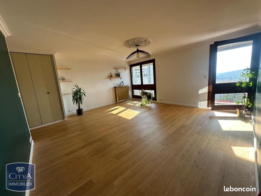 Appartement 2 pièces 61 m² · à Épernay · 61 m² · 680 €